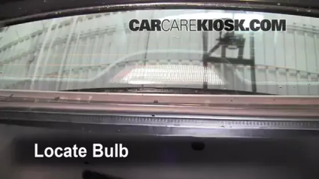 2002 BMW 530i 3.0L 6 Cyl. Éclairage Feu de freinage central (remplacer l'ampoule)